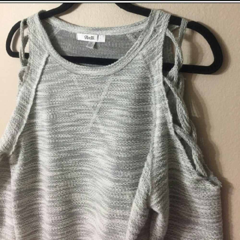 AnM Laced Cold Shoulder Top